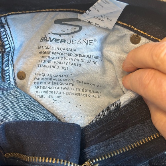 Silver Suki Mid-Rise Dark Blue Flare Bootcut Women's Jeans - Picture 10 of 13